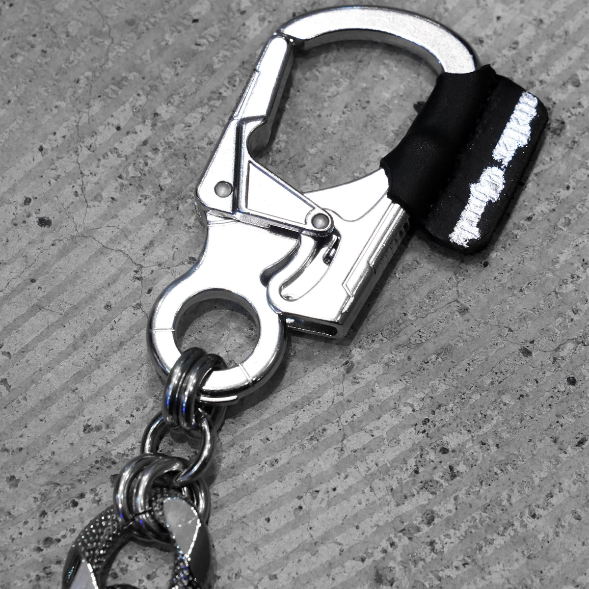 FAT wallet chain / atelier Charls