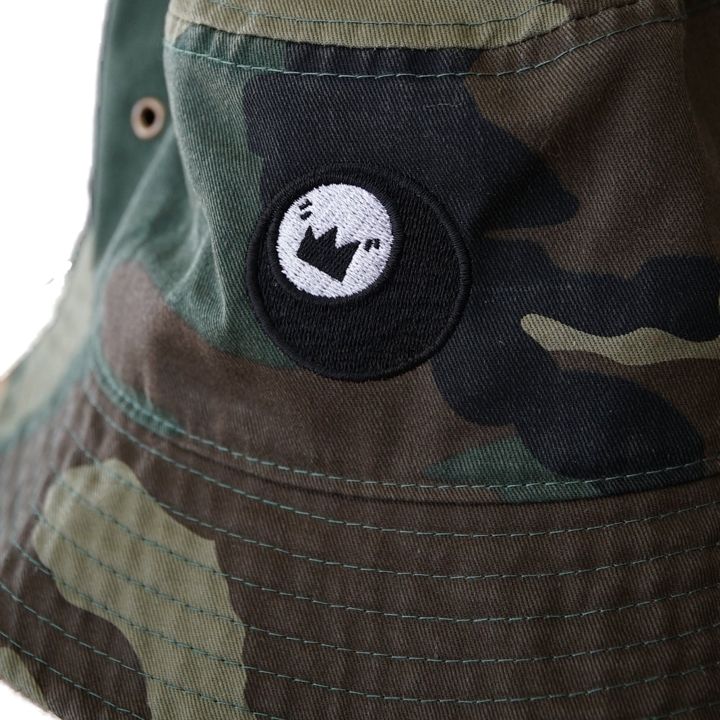 BUCKET HAT