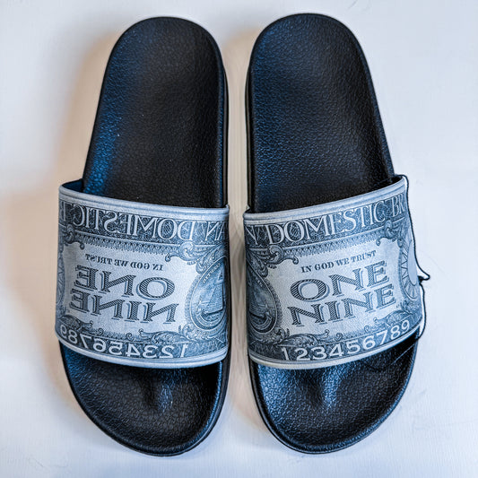 Sandals / ONENINE